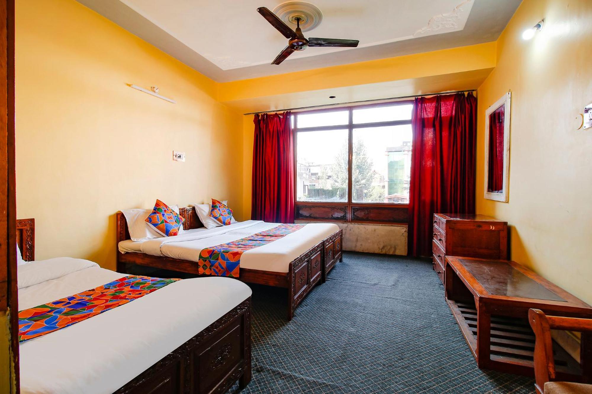 Fabhotel Kashmir Hilltown Durgjan 外观 照片