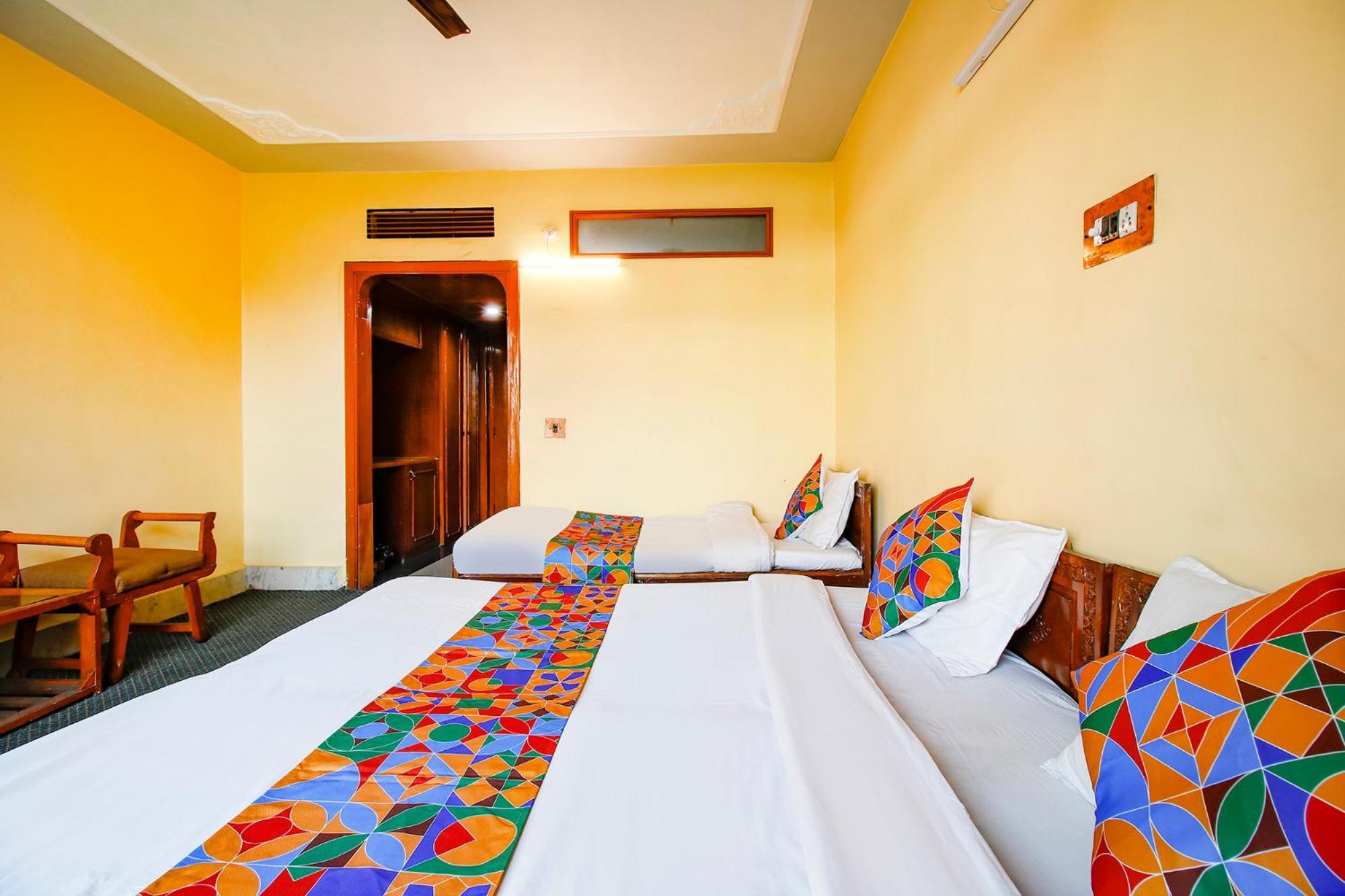 Fabhotel Kashmir Hilltown Durgjan 外观 照片
